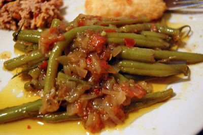 Corfu Recipes - green beans in tomato sauce